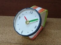 くすのき_R706紙コップ時計.JPG